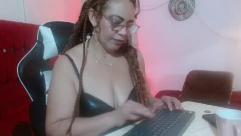 Snapshot of kendra_lust_69 chatting on May 13, 10:49 pm kendra_lust_69 online show from May 13, 10:49 pm