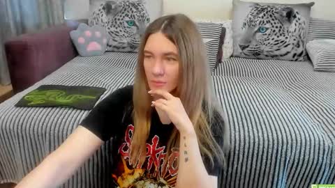 Kendra online show from April 24, 12:02 am