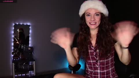 Kendra online show from December 10, 2:16 am