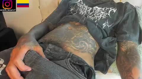 Snapshot of kendrik_brown chatting on May 12, 12:19 am kendrick brown online show from May 12, 12:19 am