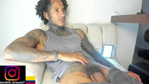 Snapshot of kendrik_brown chatting on May 15, 3:41 pm kendrick brown online show from May 15, 3:41 pm