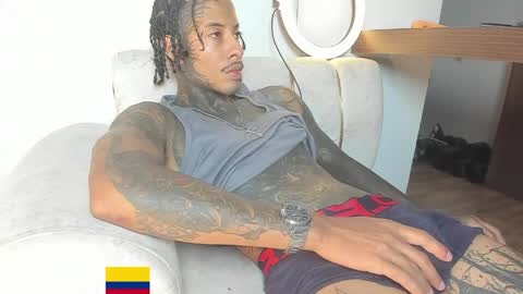 Snapshot of kendrik_brown chatting on May 21, 2:46 pm kendrick brown online show from May 21, 2:46 pm