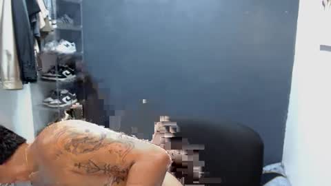 Snapshot of kenhotline911 chatting on December 23, 6:44 am ken online show from December 23, 6:44 am