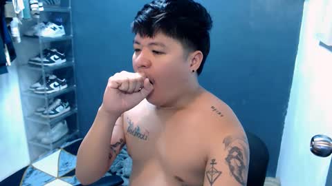 Snapshot of kenhotline911 chatting on January 7, 8:03 am ken online show from January 7, 8:03 am