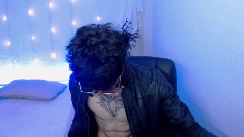 kenny online show from December 3, 6:28 pm