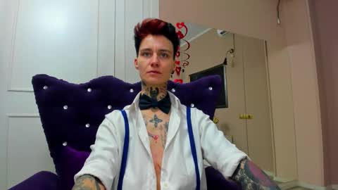 Sellena and Kenny online show from December 4, 7:44 pm