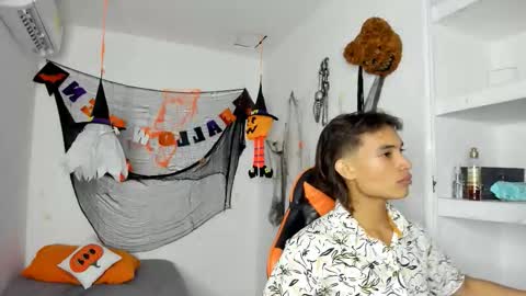 kenshi_roa online show from November 1, 8:27 am