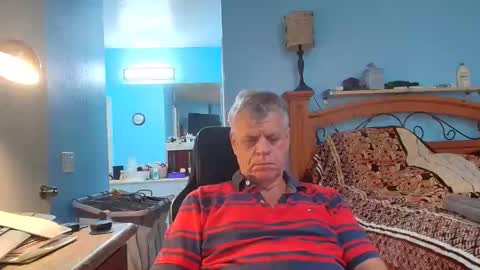 Snapshot of kent_ham chatting on March 22, 12:14 am kent_ham online show from March 22, 12:14 am
