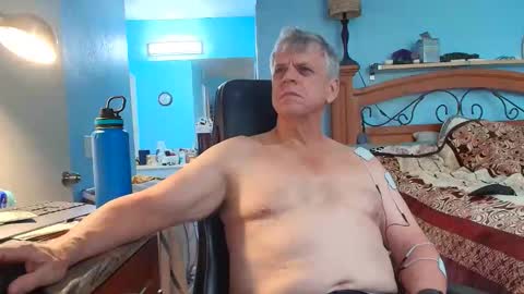 Snapshot of kent_ham chatting on March 30, 10:55 pm kent_ham online show from March 30, 10:55 pm