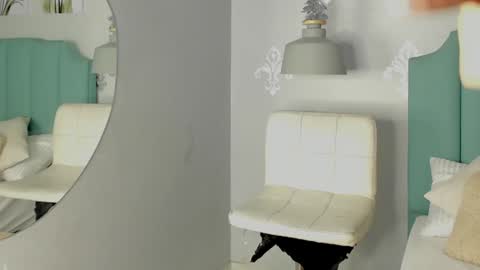 kentha_mitchells online show from January 17, 1:46 pm