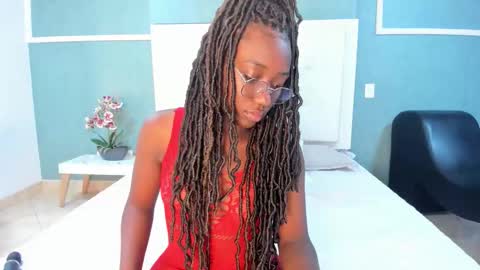 kentha_mitchells online show from September 11, 11:32 am