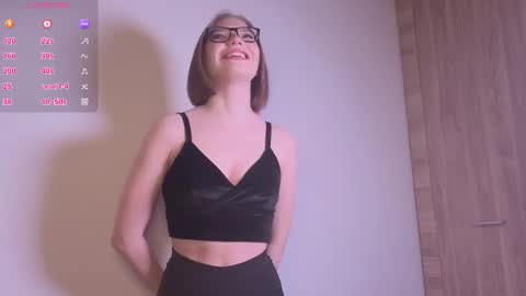 Lisa online show from March 18, 6:11 pm