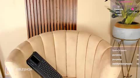 Keny Kitty  Onlyfans Kenayfoxx online show from December 17, 10:44 am