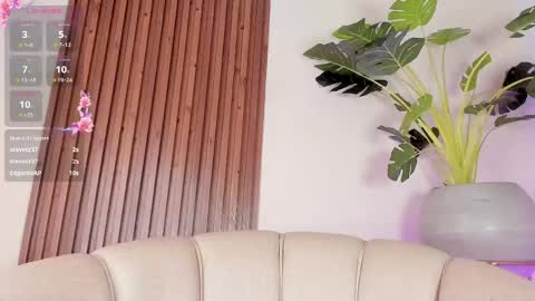 Snapshot of kenykitty chatting on April 29, 5:30 pm Keny Kitty Onlyfans Kenayfoxx online show from April 29, 5:30 pm