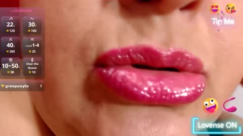 K E R L Y online show from February 4, 4:29 pm