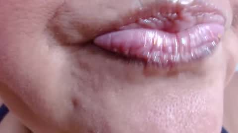 K E R L Y online show from April 23, 2:52 pm