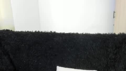 Kerly online show from October 16, 8:21 pm