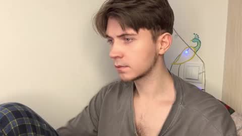 Kero online show from March 25, 8:26 pm