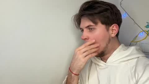 Kero online show from April 20, 7:59 pm