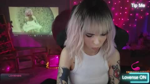 Kerry online show from February 10, 12:04 am