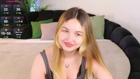 kerry_mell online show from May 2, 12:32 pm