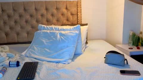 Kery Hillson online show from January 11, 1:49 pm