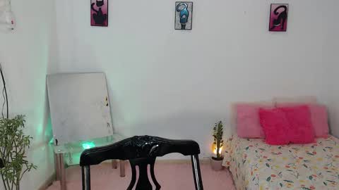 Snapshot of kesha_brooks chatting on October 8, 3:42 pm Mia  online show from October 8, 3:42 pm