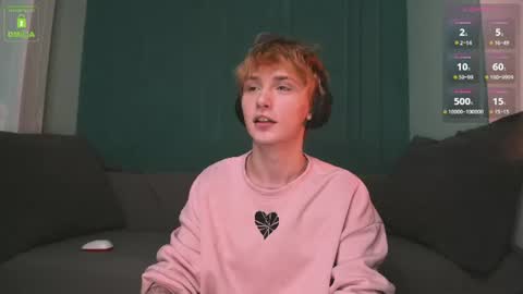 Snapshot of kessy_white chatting on June 13, 8:40 pm Kessy online show from June 13, 8:40 pm