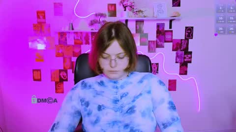 Snapshot of ketty_kitt chatting on April 10, 7:18 pm ketty_kitt online show from April 10, 7:18 pm