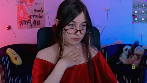 Snapshot of ketty_kitt chatting on April 20, 12:13 am ketty_kitt online show from April 20, 12:13 am
