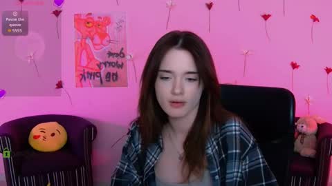 Snapshot of ketty_kitt chatting on April 21, 1:42 am ketty_kitt online show from April 21, 1:42 am