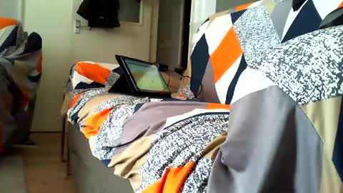Snapshot of kevee1955 chatting on August 9, 10:09 am Daddyo online show from August 9, 10:09 am