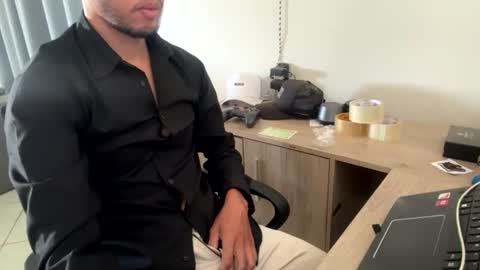 Snapshot of kevenorinty chatting on July 29, 11:08 am kevenorinty online show from July 29, 11:08 am