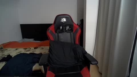 kevi4 online show from February 19, 4:01 am