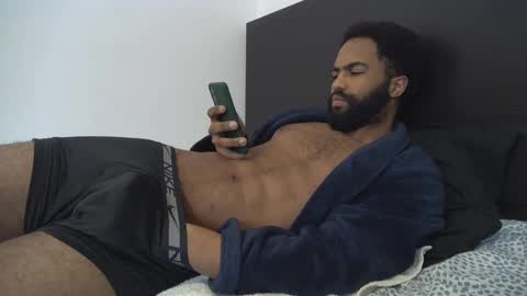 kevi4 online show from March 9, 10:30 pm