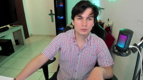 Kevin online show from December 18, 11:51 pm