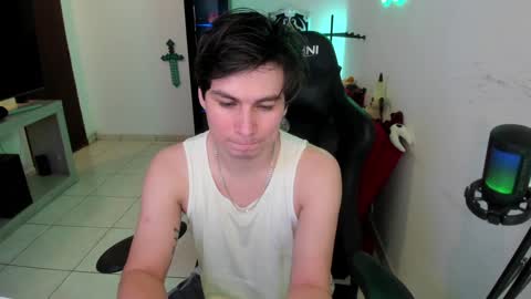 Kevin online show from December 20, 11:58 pm