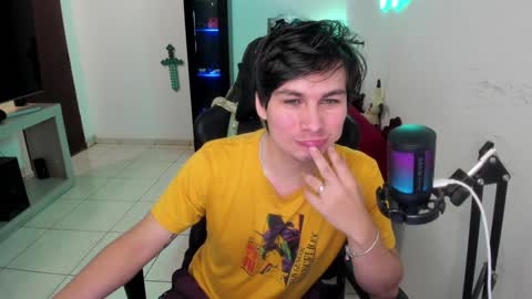 Kevin online show from December 24, 12:11 am