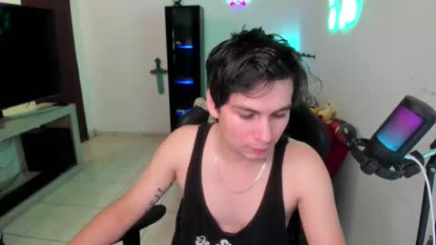 Kevin online show from February 26, 12:05 am