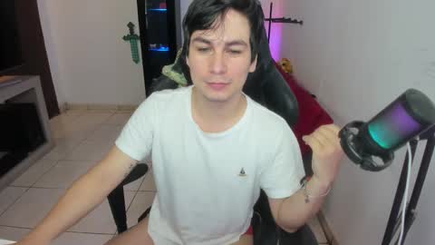 Kevin online show from October 3, 11:13 pm