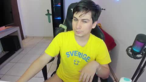 Kevin online show from November 15, 11:32 pm