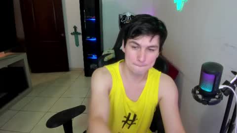 Kevin online show from June 8, 11:27 pm