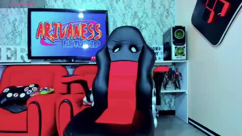 Snapshot of kevin__max_ chatting on January 17, 3:23 am Kev online show from January 17, 3:23 am