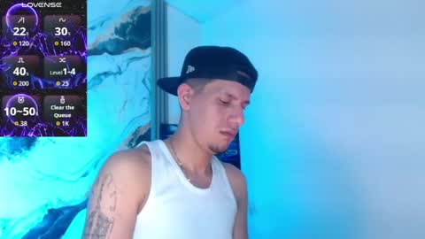 Snapshot of kevin__max_ chatting on May 27, 11:29 am Kev online show from May 27, 11:29 am