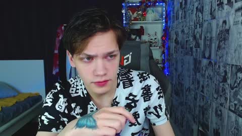 Kevin online show from January 5, 3:32 am