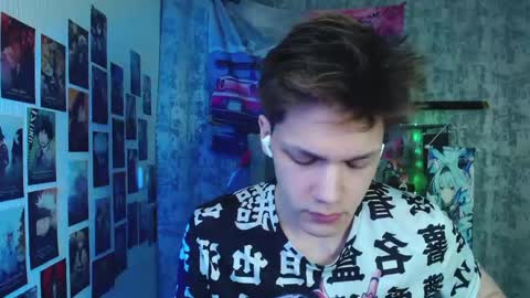 Kevin online show from April 25, 4:15 am