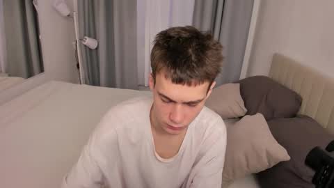 Snapshot of kevin_kess chatting on November 23, 11:10 am Ask me online show from November 23, 11:10 am