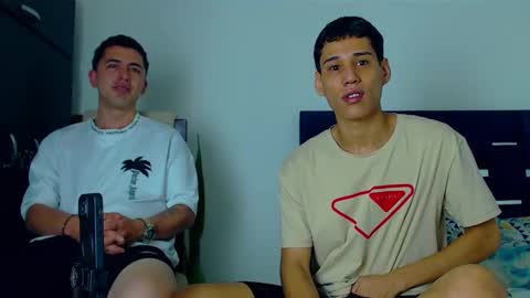 Kevin  y marlon online show from October 23, 10:36 am