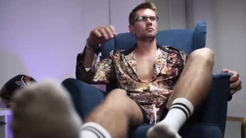 Kev online show from September 13, 5:02 pm