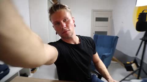 Kev online show from October 6, 12:24 pm